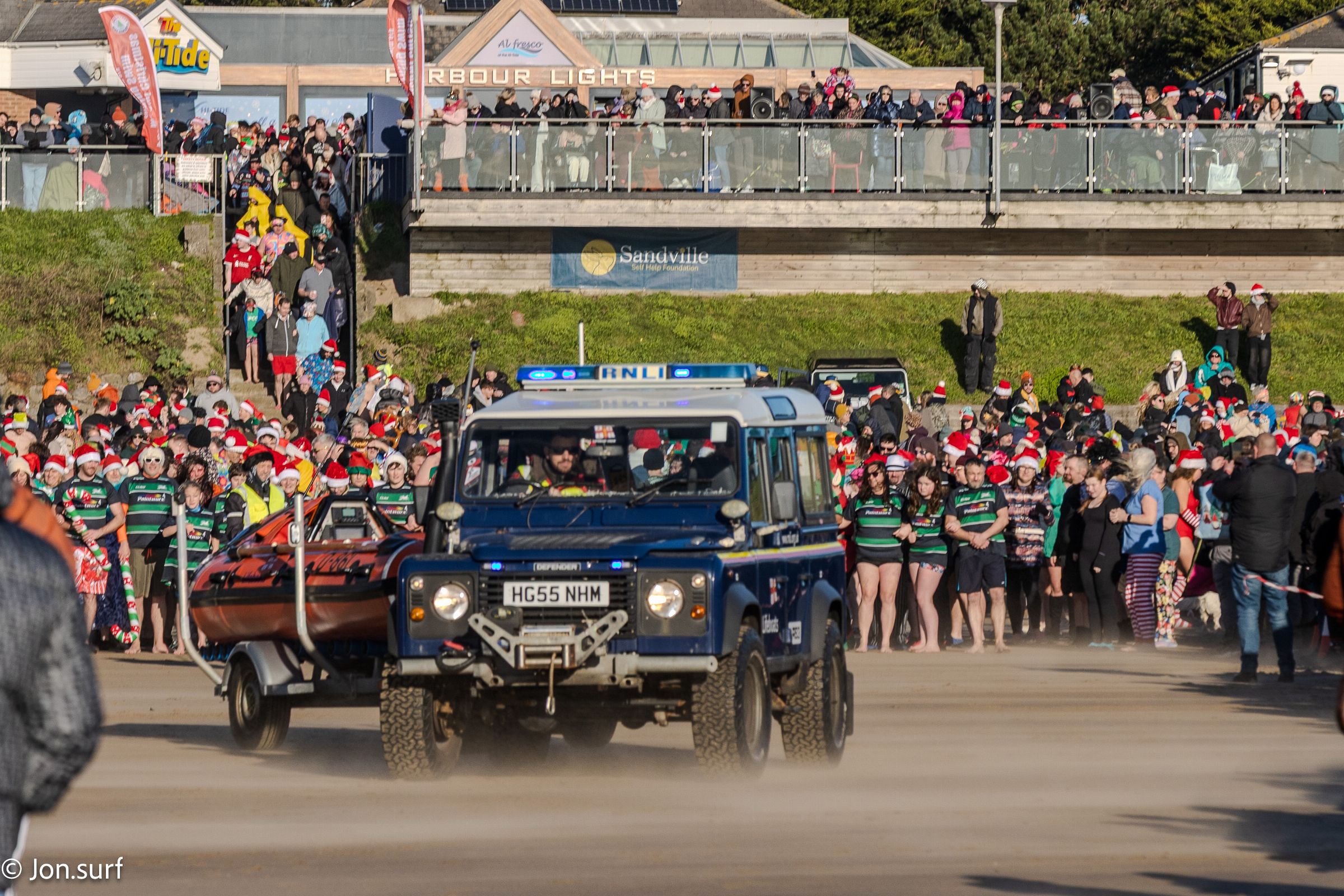 © Jonathan Runnalls / Jon Surf